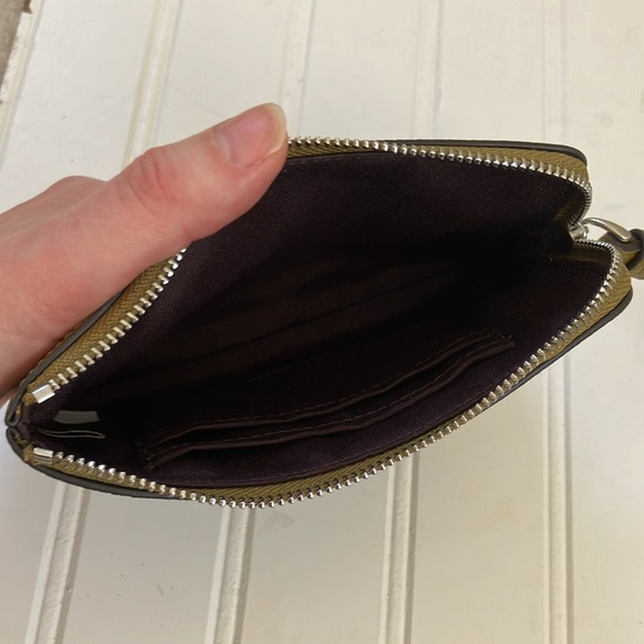 Coach Corner Zip Leather Wristlet in Citron - Picture 5 of 9